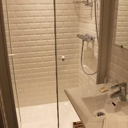 Couette-café Les Toits De Paris