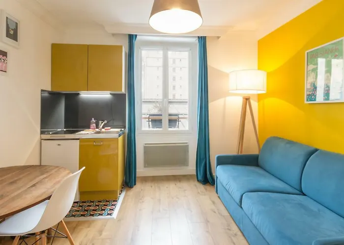 Alojamento de Acomodação e Pequeno-almoço Les Toits De Paris