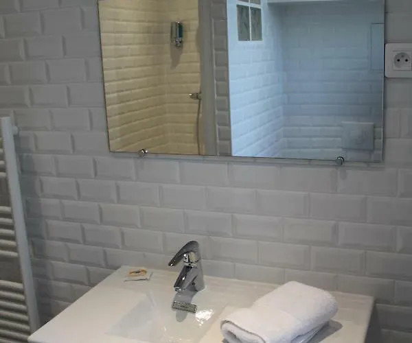 Les Toits De Alojamento de Acomodação e Pequeno-almoço