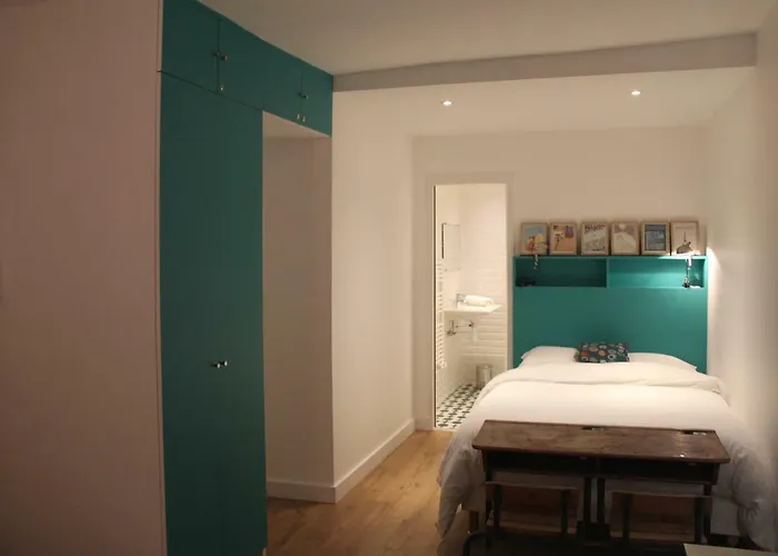 Les Toits De 4*