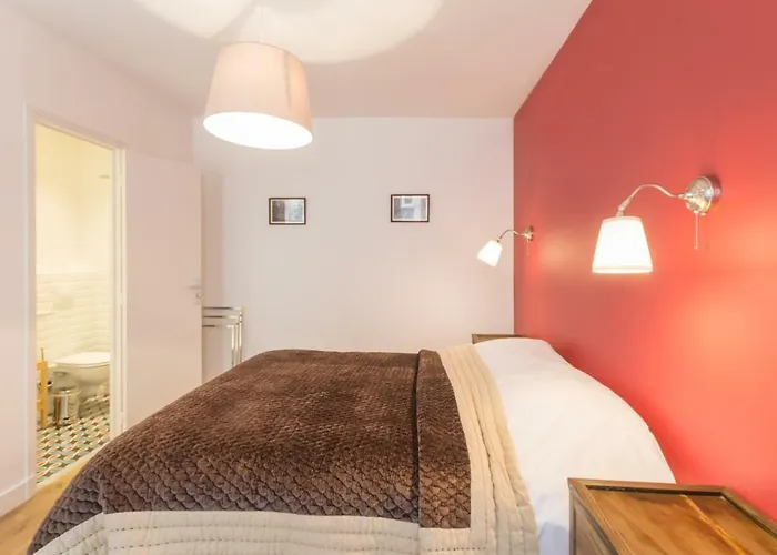 Les Toits De Frühstückspension 4*