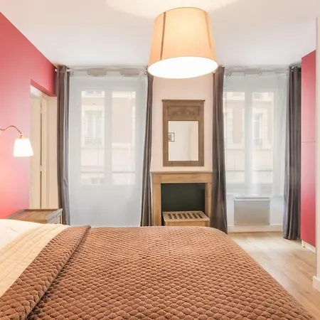 住宿加早餐酒店 巴黎屋顶住宿加早餐旅馆 4*