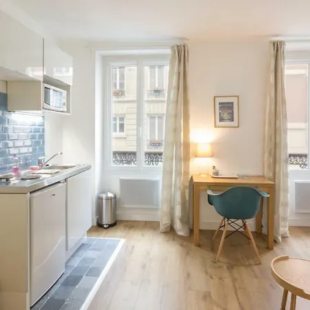 巴黎屋顶住宿加早餐旅馆 4* 巴黎