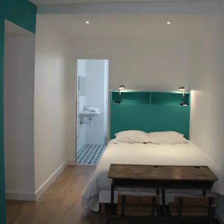 巴黎屋顶住宿加早餐旅馆 住宿加早餐酒店 4*