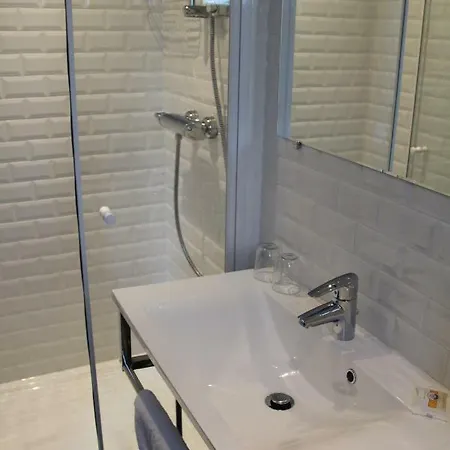 住宿加早餐酒店 巴黎屋顶住宿加早餐旅馆 4*