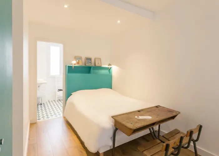 Oda ve Kahvaltı Les Toits De 4*